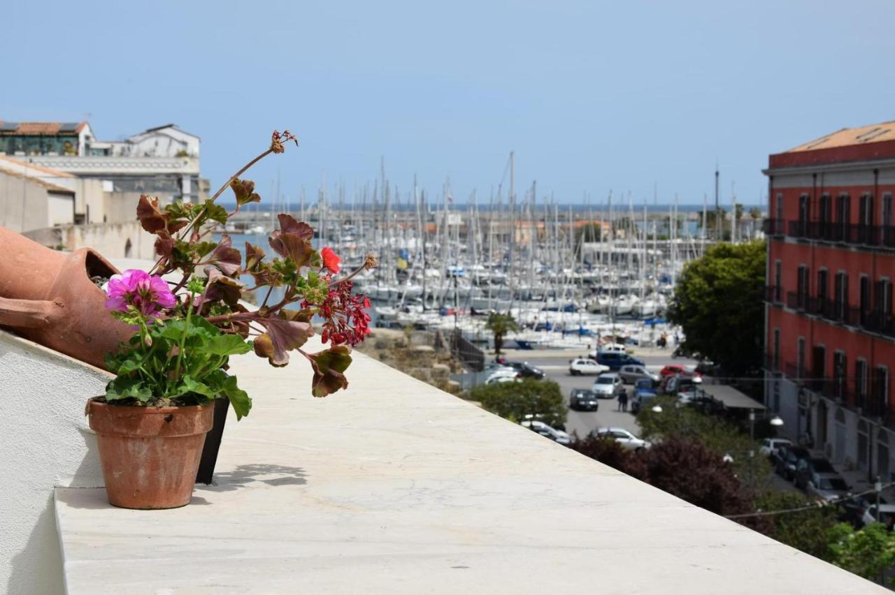 Terrazza Alla Cala ปาแลร์โม ภายนอก รูปภาพ
